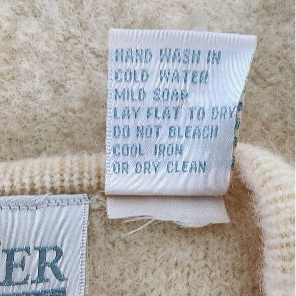 Vtg Van Heusen Cream 100% Wool Sleeveless Sweater Vest with Zipper, Pockets W M - Picture 7 of 7